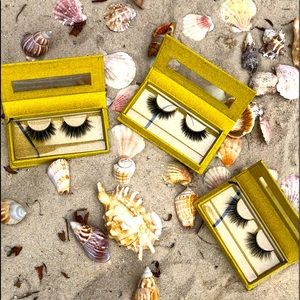 Lashes - Reusable up to 25x ,Cruelty free